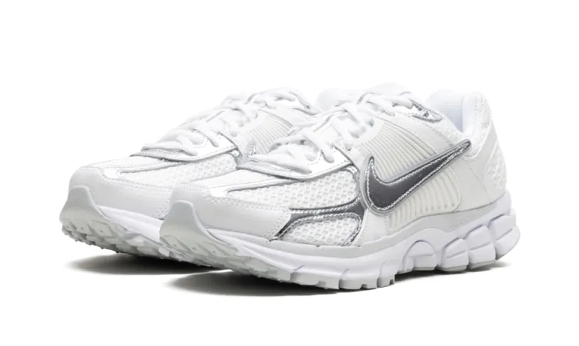 Nike Lifestyle Zoom Vomero 5 WMNS 'Chrome Toe'